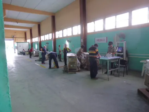 Service: Customs agency